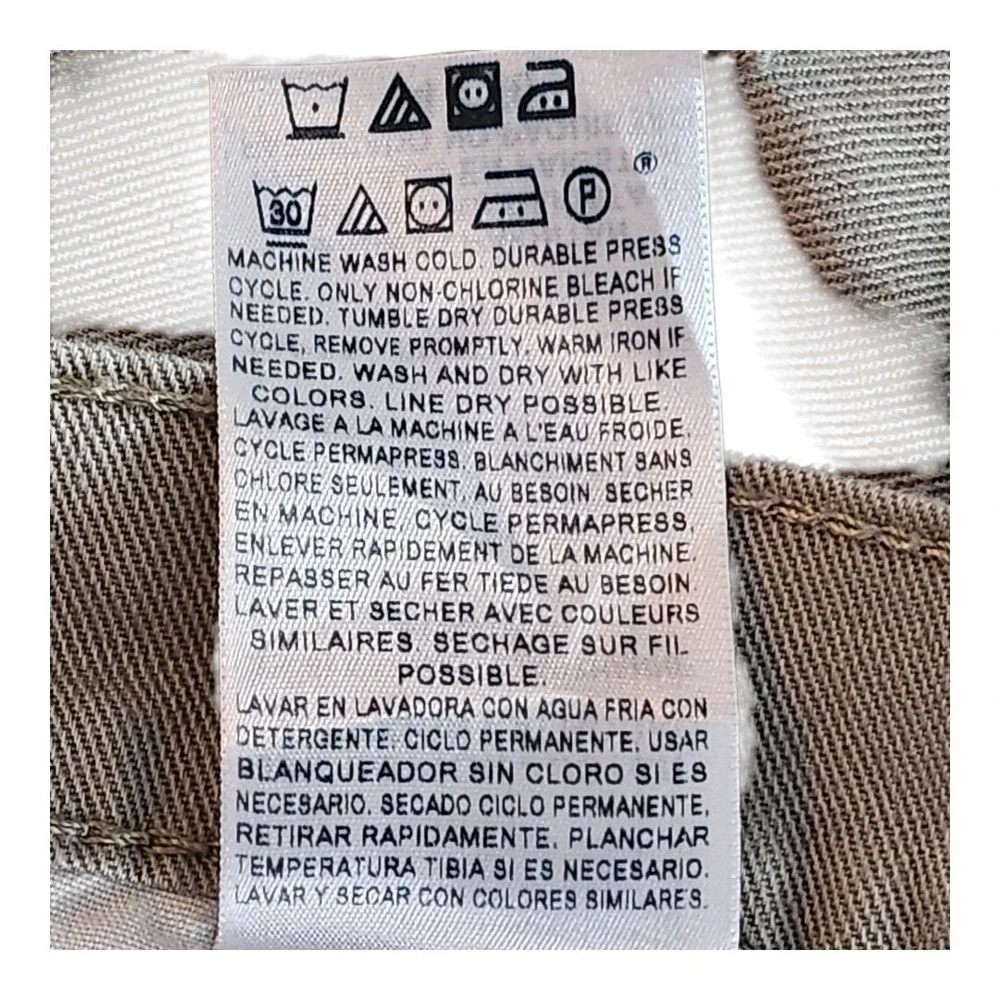 Levis tag says